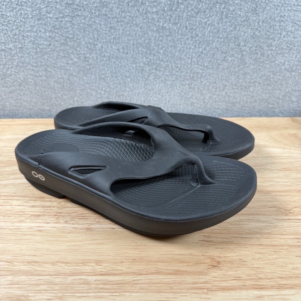 OOFOS Sandals Womens Size 8 Black Thong OORIGINAL Recovery Sandal Flip Flop